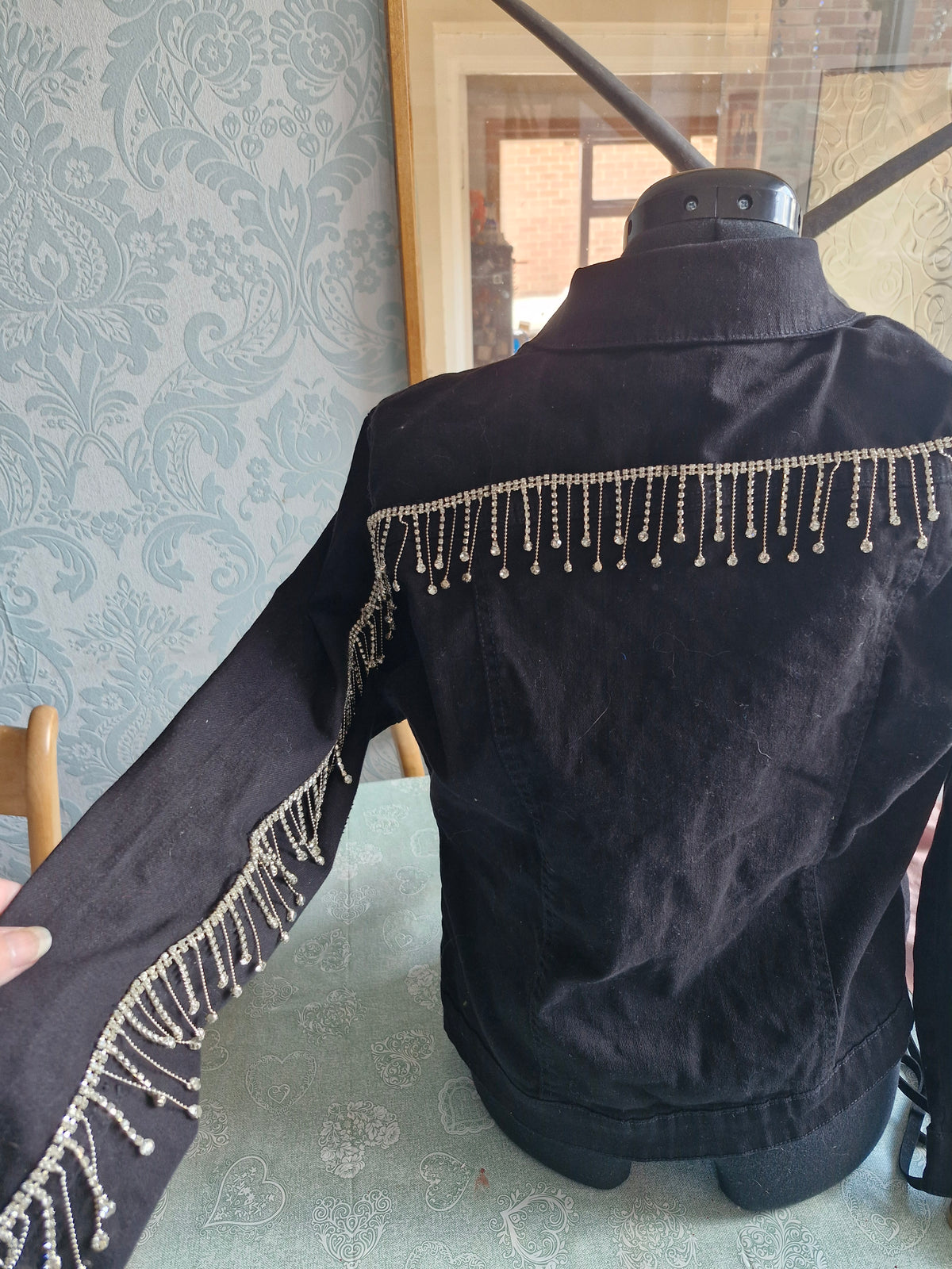 Elvis has left.... His Jacket