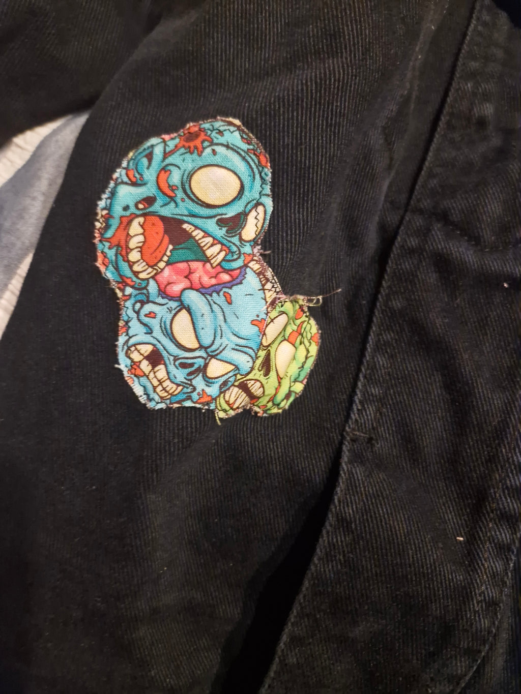 Zombiesss.... UNISEX/MENS